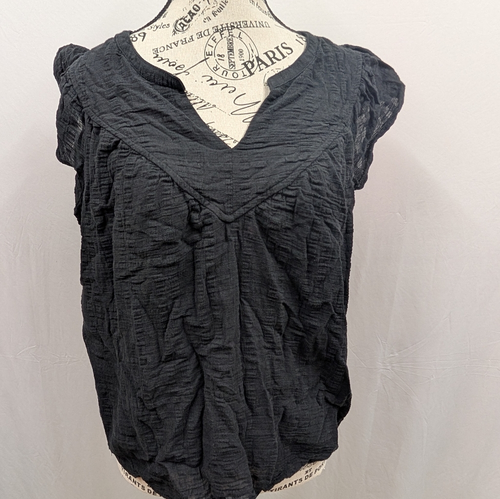 Evereve black Women's Top
